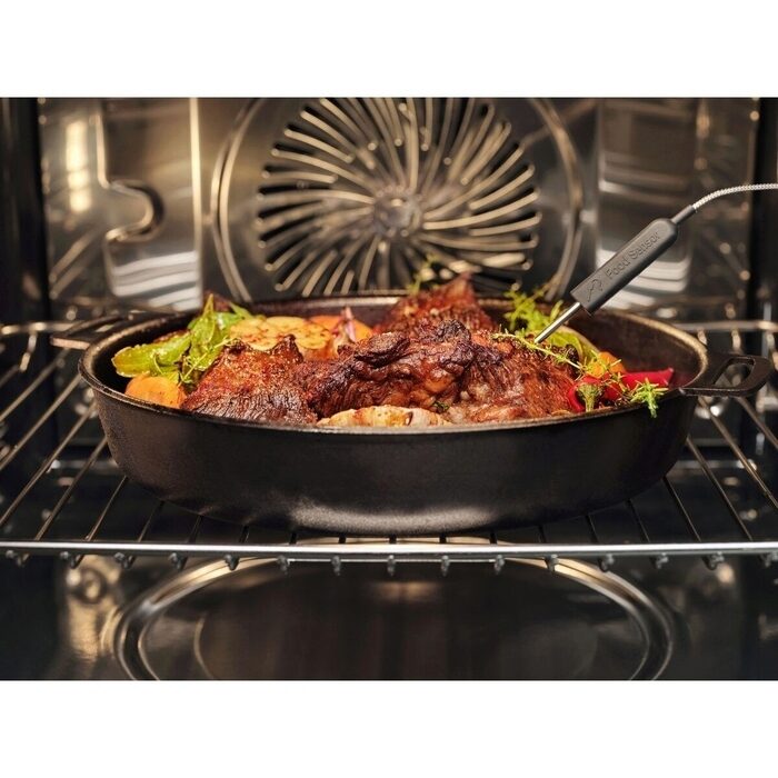 Приготвяне на печено ястие във фурна Electrolux KOECP87E
