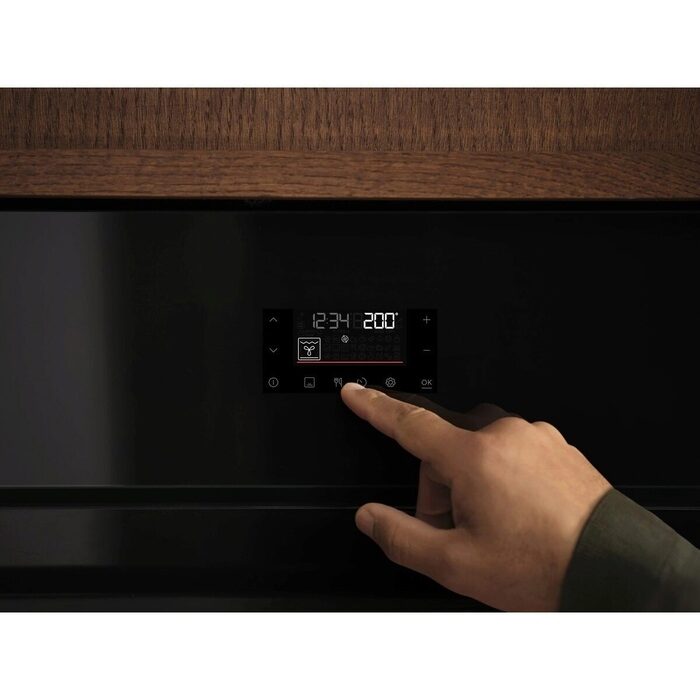 Управление на настройките на фурна Electrolux KOECP87E