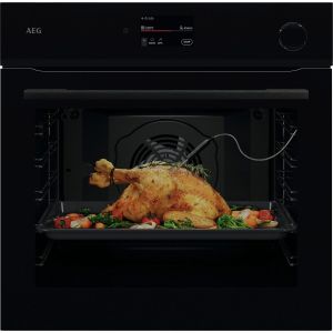Фурна SteamCrisp с пиролитично почистване AEG NBR7P731SB