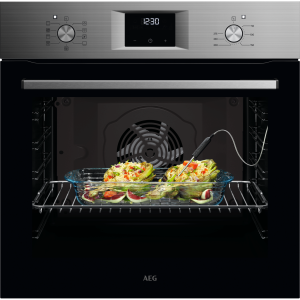 Фурна  SteamBake с Каталитично частично/AquaClean почистване AEG OA5CB31SM