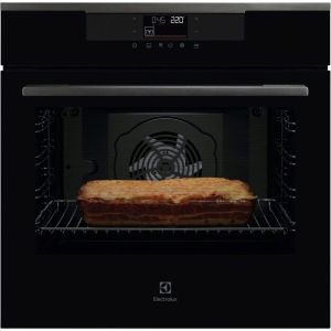 Мултифункционална фурна Electrolux
