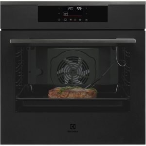 Мултифункционална фурна Electrolux KOECP87E – изглед отпред
